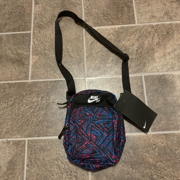 nike sb heritage sling bag